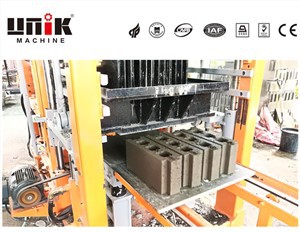 Máquina de fabricación de ladrillos