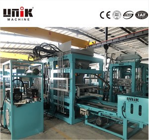 Máquina para fabricar bloques de cemento huecos
