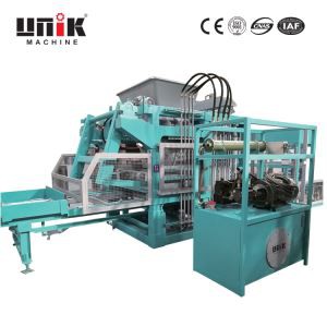 Máquina para fabricar ladrillos entrelazados