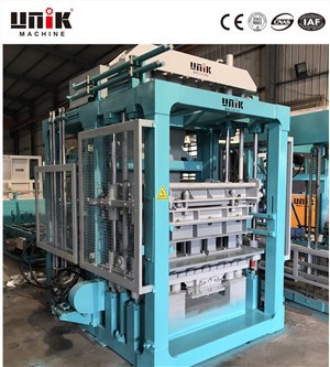 Máquina de bloques de cemento pavimentadora